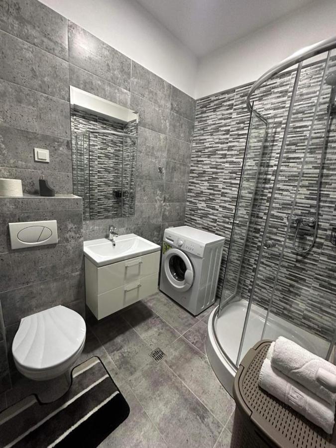 Divine Comfort Apartments Palas Mall Iasi Exterior foto