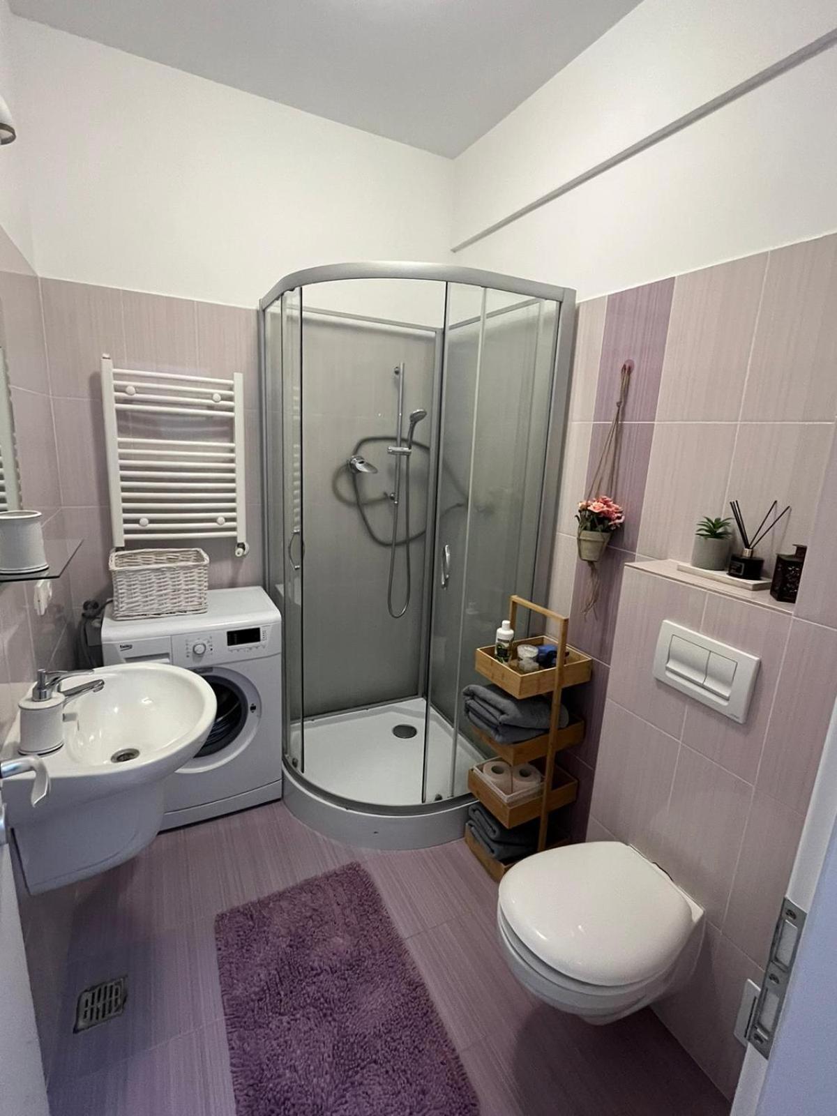 Divine Comfort Apartments Palas Mall Iasi Exterior foto